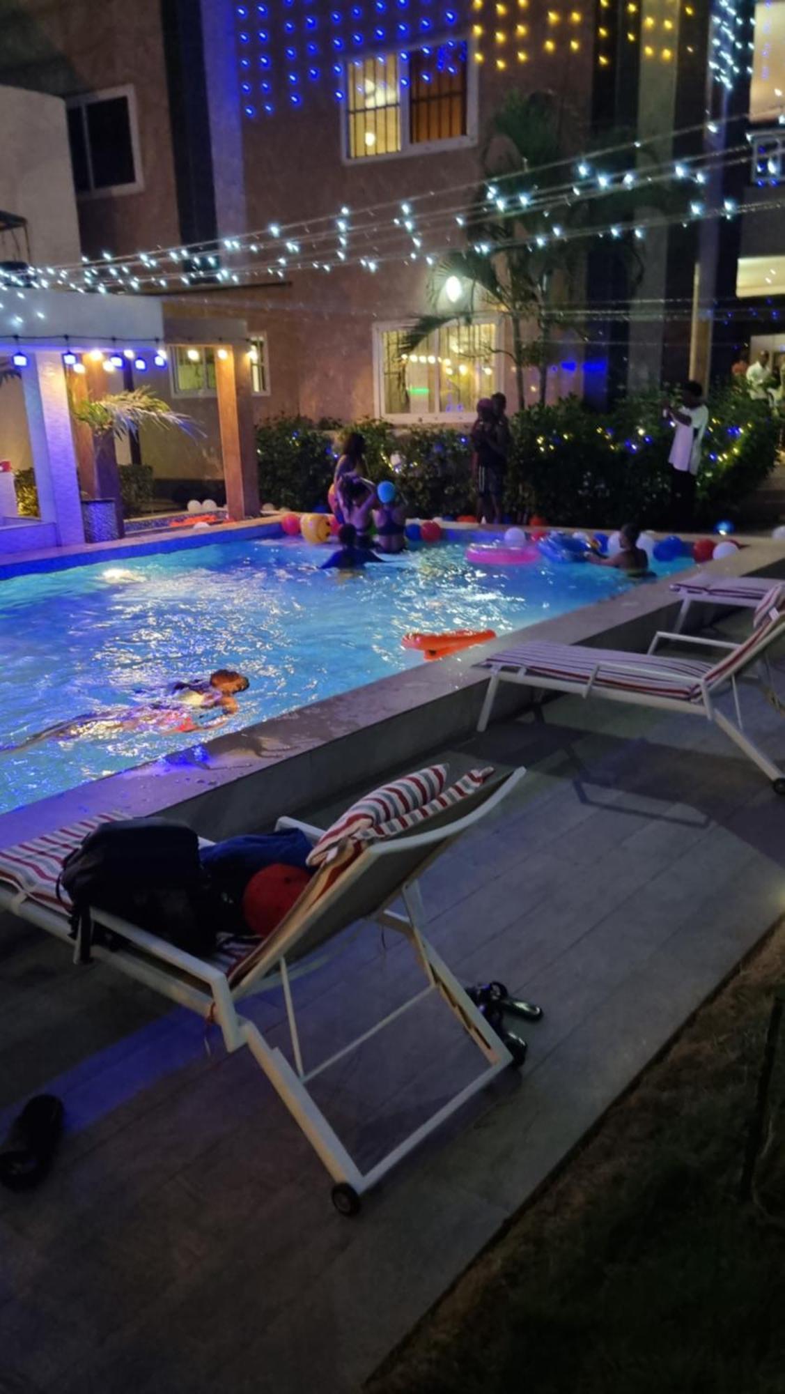 Mokaa Residence Hoteliere Λομέ Εξωτερικό φωτογραφία