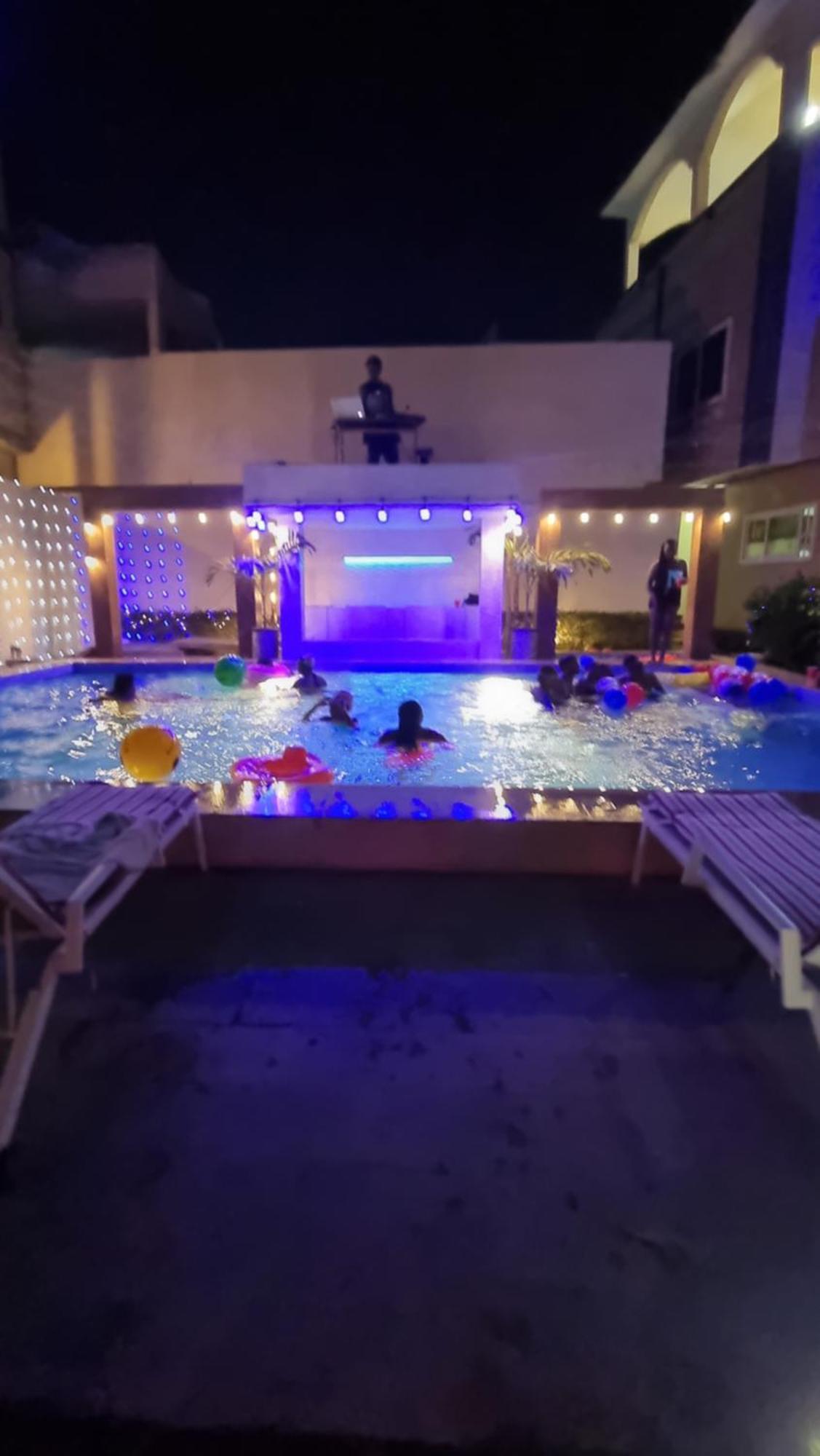 Mokaa Residence Hoteliere Λομέ Εξωτερικό φωτογραφία
