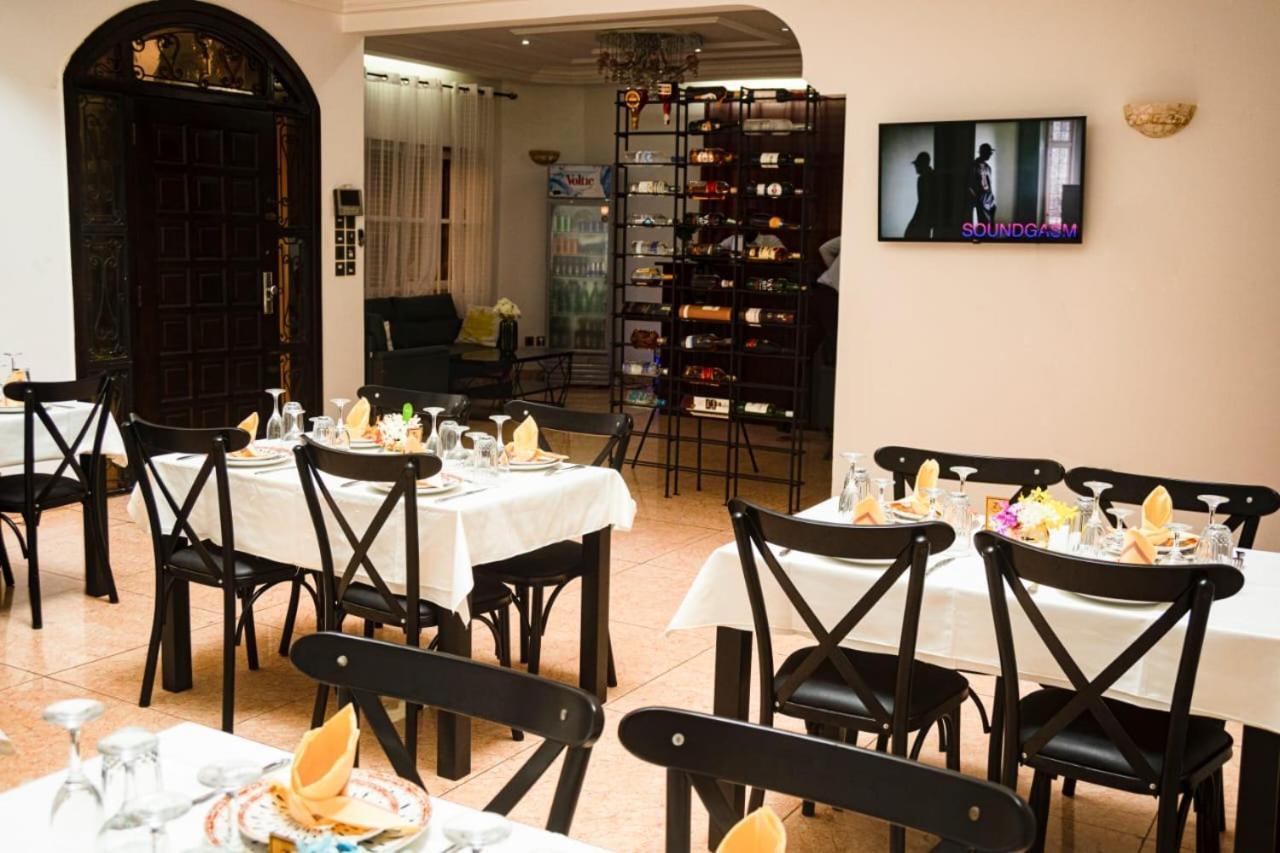 Mokaa Residence Hoteliere Λομέ Εξωτερικό φωτογραφία
