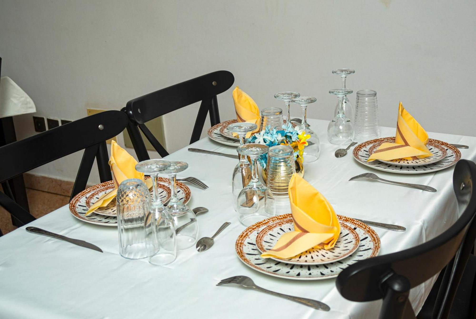 Mokaa Residence Hoteliere Λομέ Εξωτερικό φωτογραφία