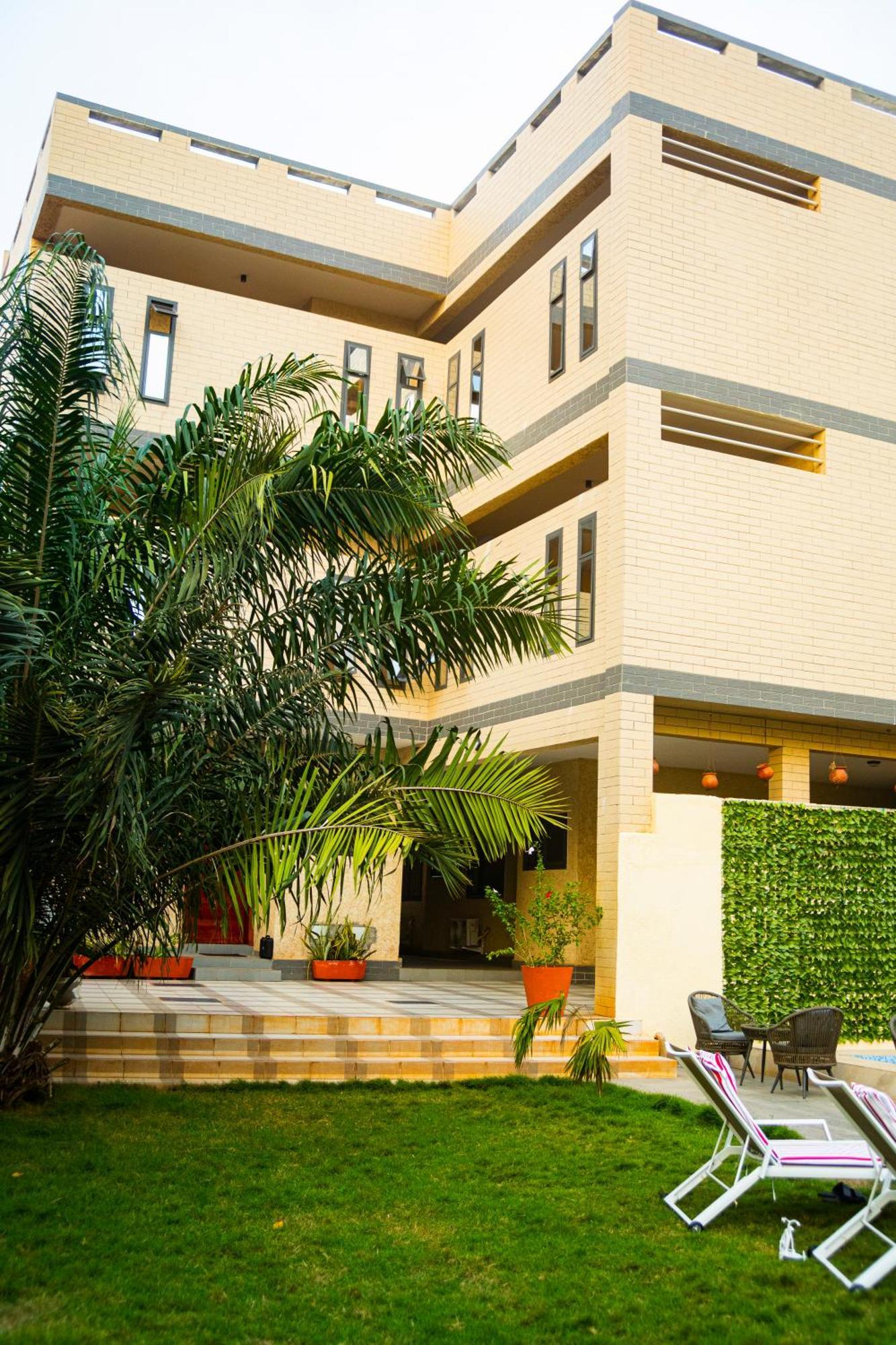 Mokaa Residence Hoteliere Λομέ Εξωτερικό φωτογραφία